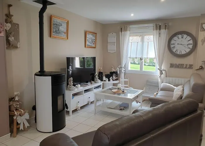 Semesterbostad Cosy Maison Honfleur 2 Parking Jardin Et Jacuzzi