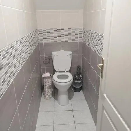 Cosy Maison Honfleur 2 Parking Jardin Et Jacuzzi 펜션 *