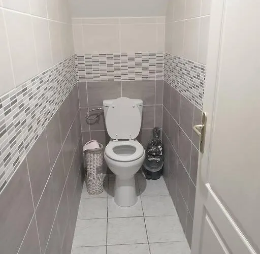 Cosy Maison Honfleur 2 Parking Jardin Et Jacuzzi Dom wakacyjny *